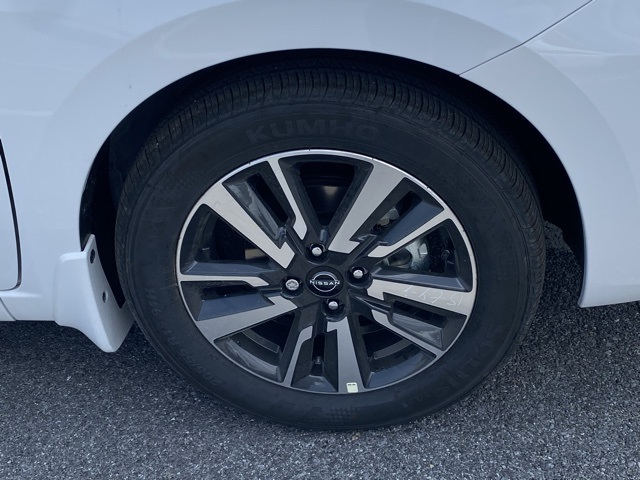 2025 Nissan Versa S Image 12 of 36