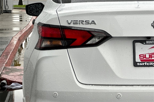 Vehicle image 19 of 20