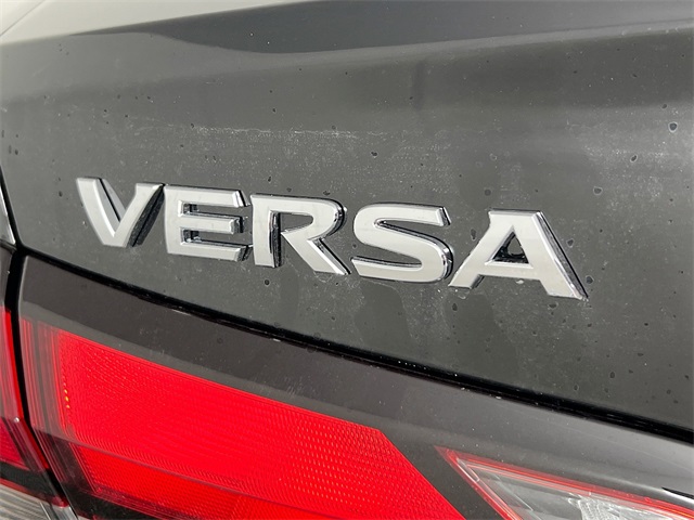 Vehicle image 31 of 32