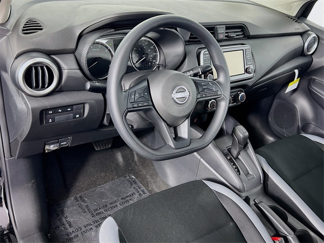 Vehicle image 15 of 32