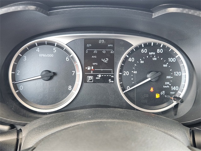 Vehicle image 12 of 22