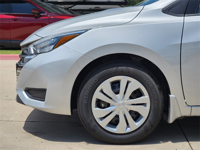 Vehicle image 7 of 22