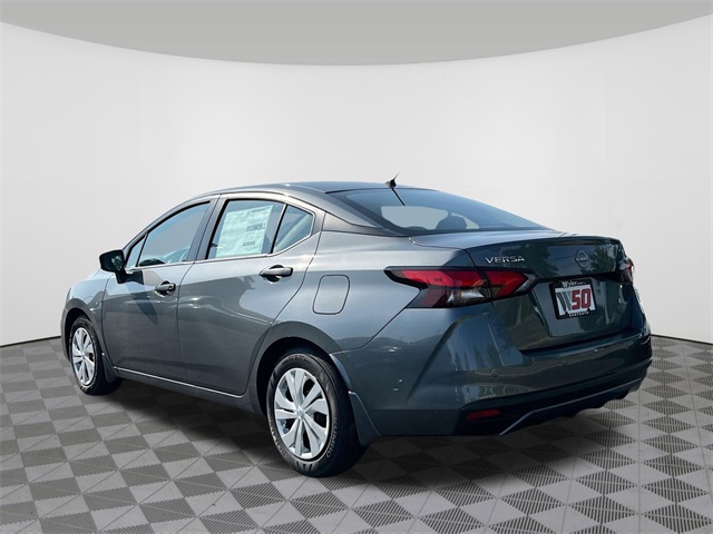 Vehicle image 7 of 32