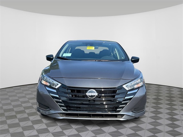 Vehicle image 2 of 32