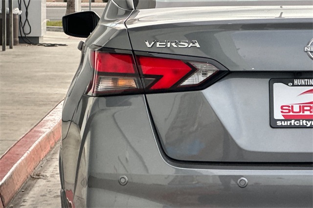 Vehicle image 19 of 19