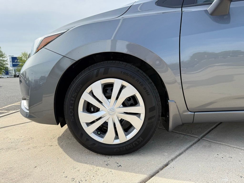 2025 Nissan Versa S Image 9 of 9