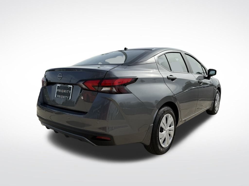 2025 Nissan Versa S Image 5 of 9