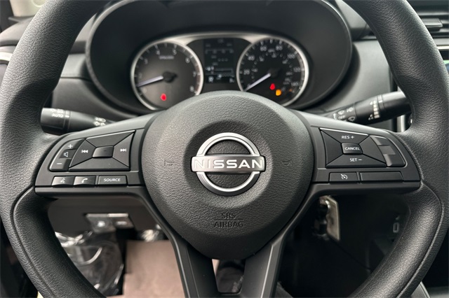 Vehicle image 18 of 19