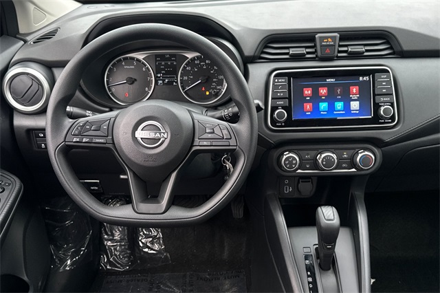 Vehicle image 11 of 19