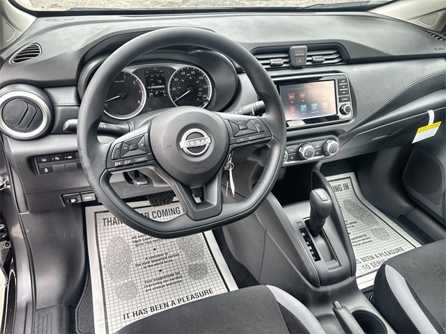 Vehicle image 15 of 41