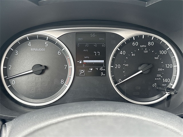 Vehicle image 16 of 41