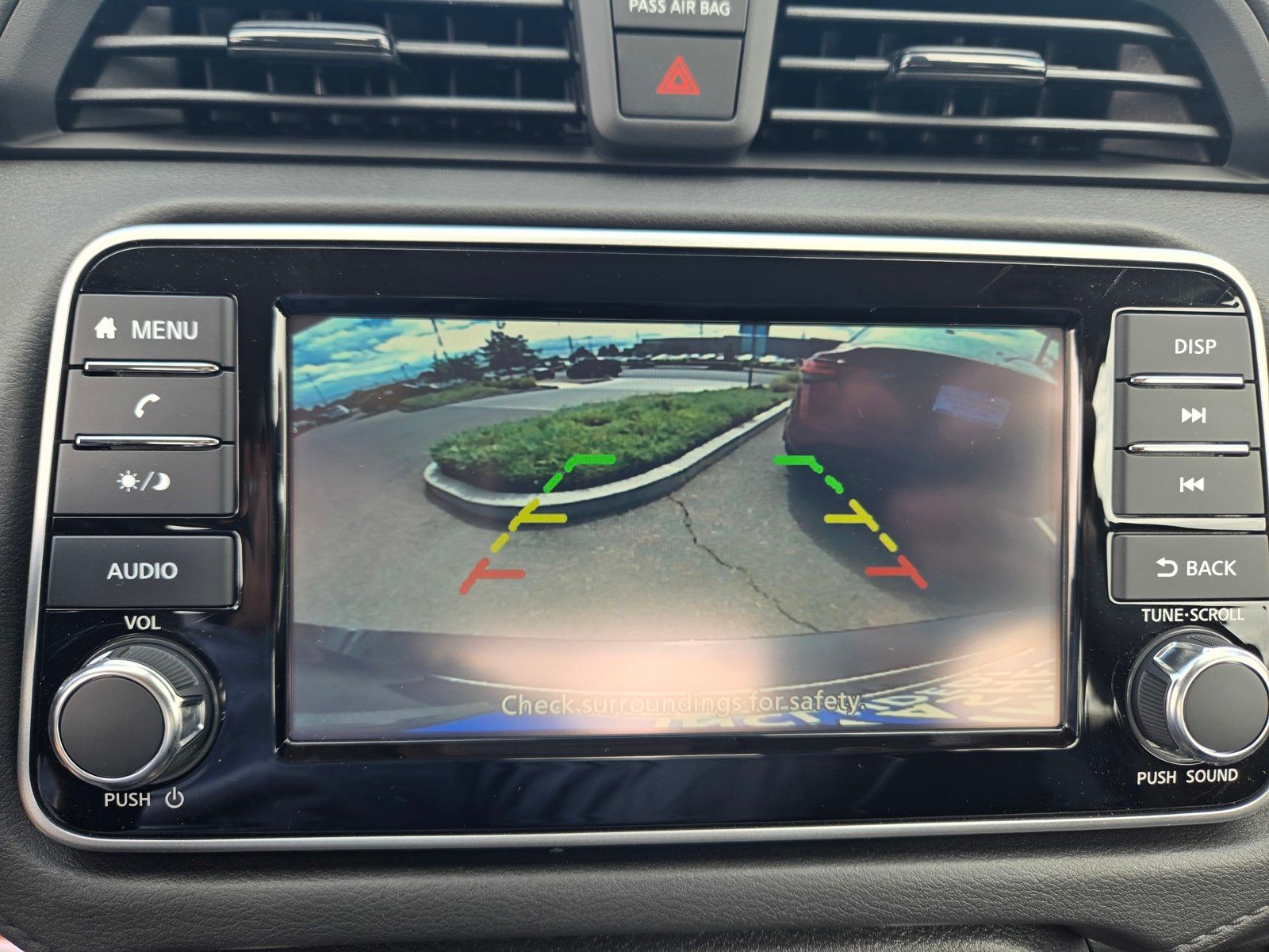 2025 Nissan Versa S Image 11 of 17