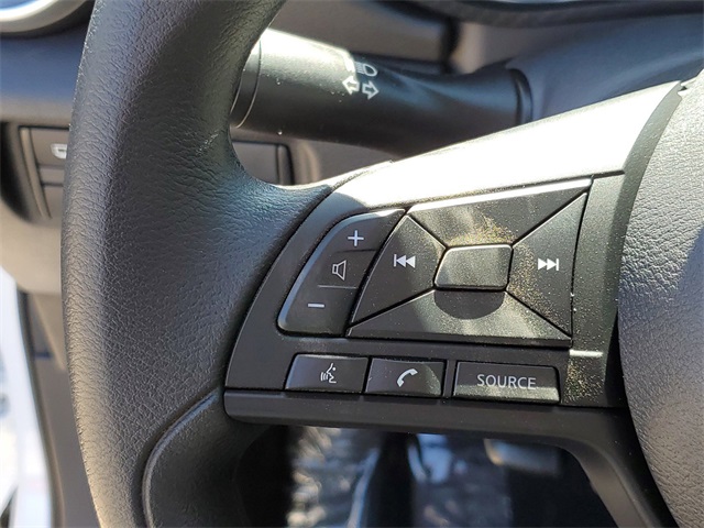 Vehicle image 10 of 30