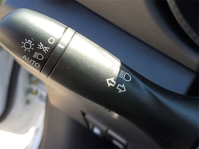 Vehicle image 9 of 30