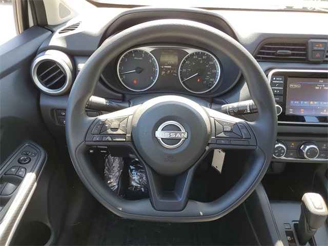 Vehicle image 19 of 30