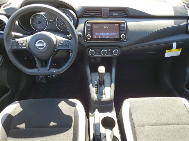 Vehicle image 18 of 30