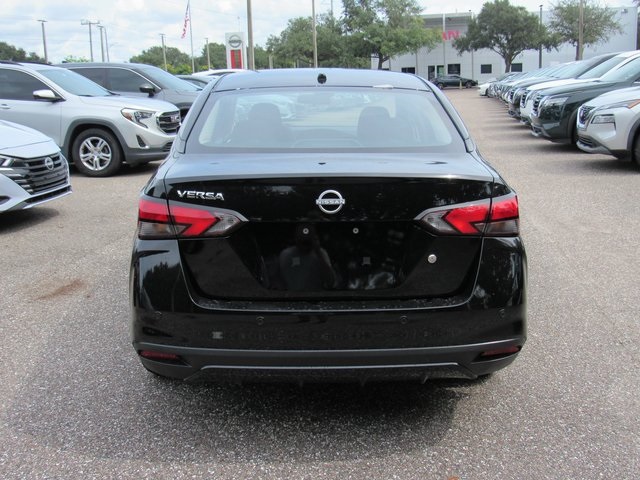 2025 Nissan Versa S Image 12 of 35