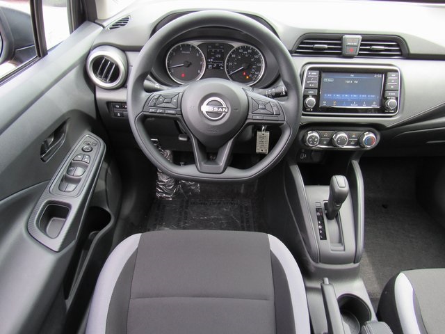 2025 Nissan Versa S Image 26 of 35