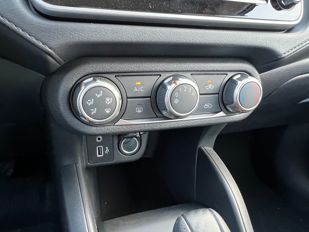 Vehicle image 20 of 26
