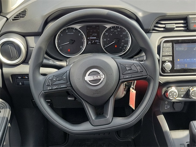 Vehicle image 18 of 25