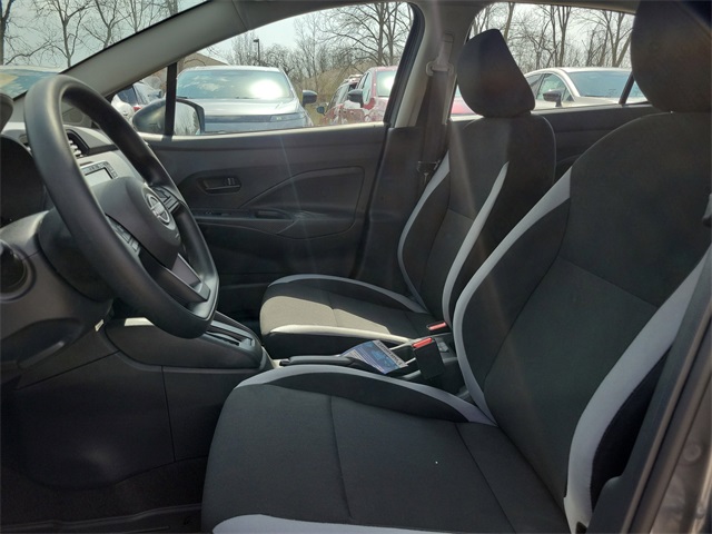 Vehicle image 5 of 25