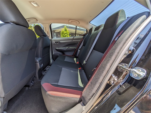 2025 Nissan Versa SR Image 10 of 28