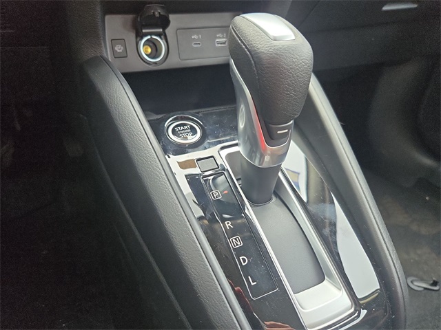 Vehicle image 20 of 40