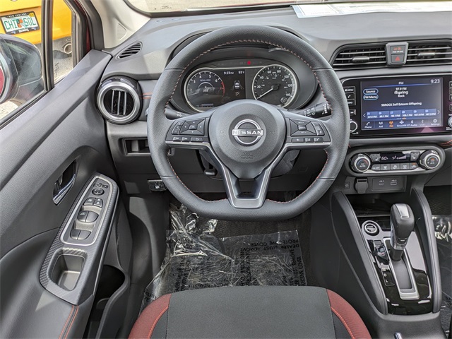 2025 Nissan Versa SR Image 14 of 29
