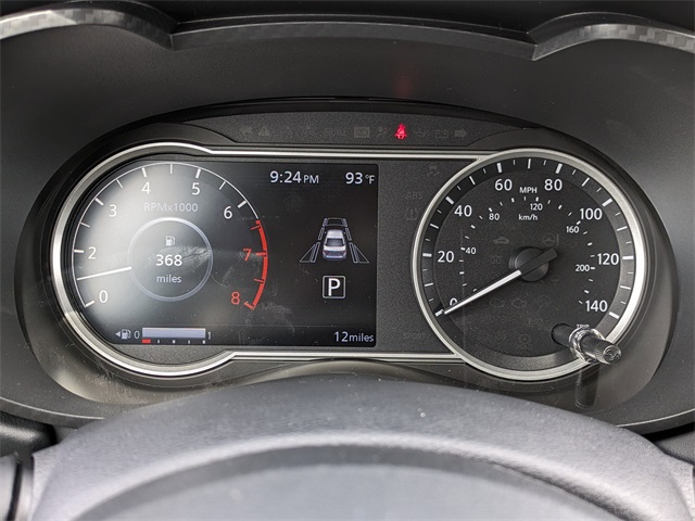 2025 Nissan Versa SR Image 15 of 29