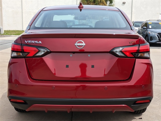 2025 Nissan Versa SR Image 7 of 29