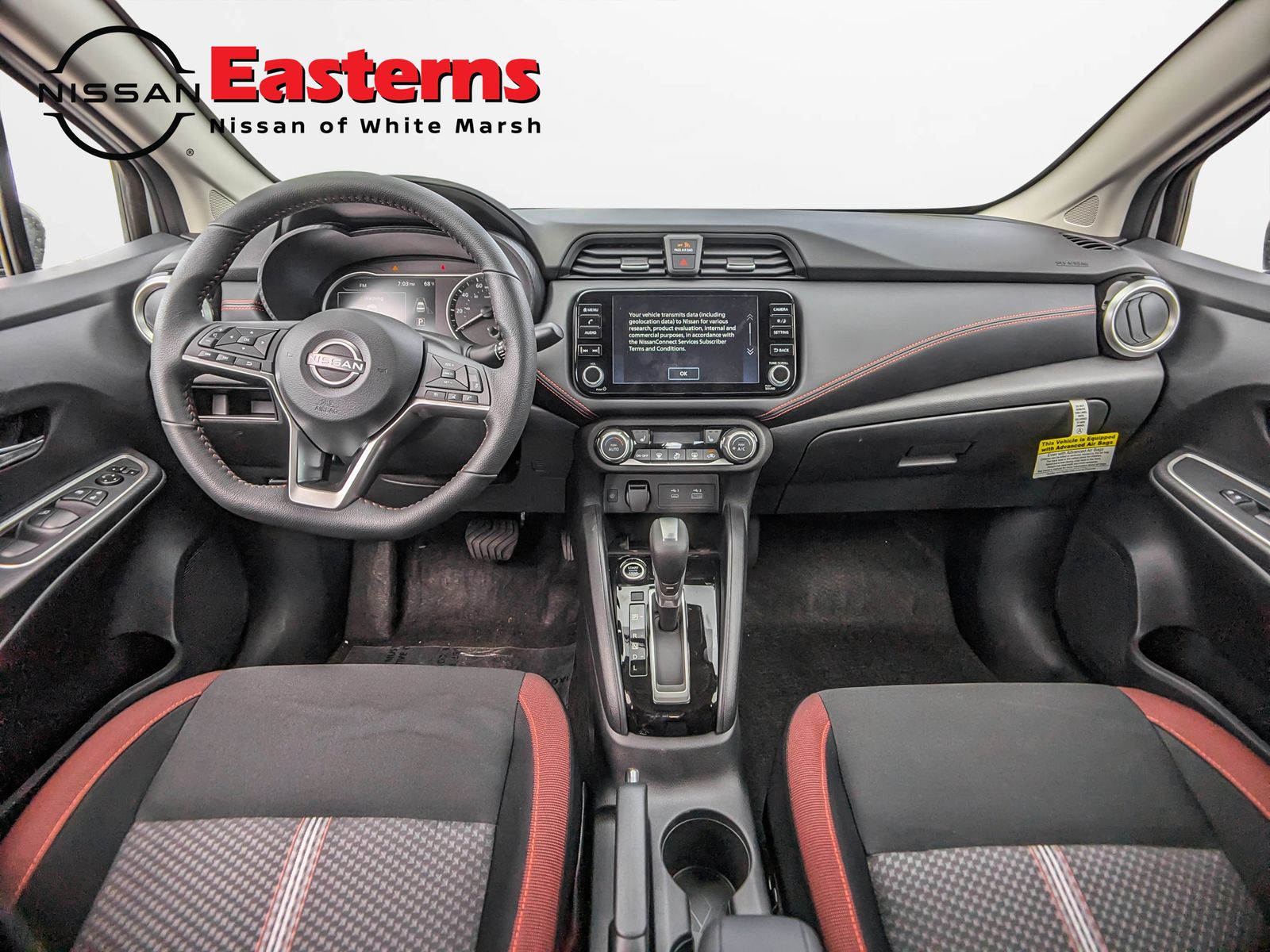 2025 Nissan Versa SR Image 16 of 35