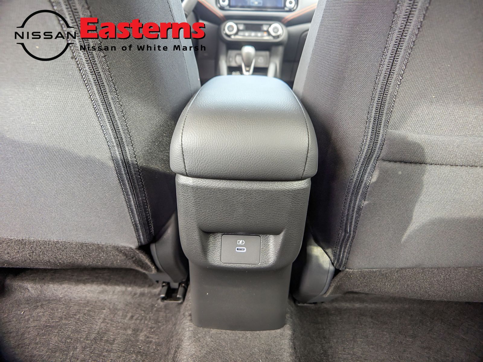 2025 Nissan Versa SR Image 26 of 35