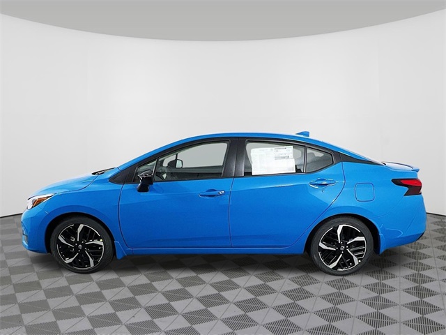 Vehicle image 8 of 32