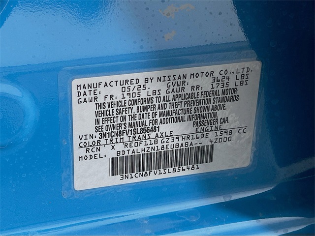 Vehicle image 27 of 32