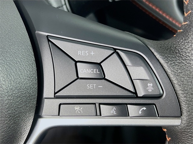 Vehicle image 29 of 32