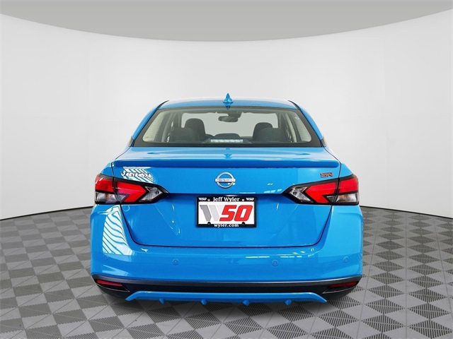 Vehicle image 6 of 32