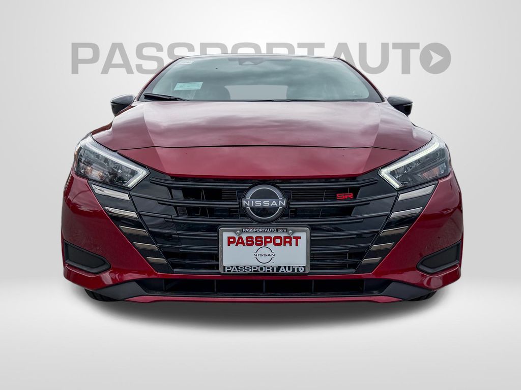 2025 Nissan Versa SR Image 3 of 29
