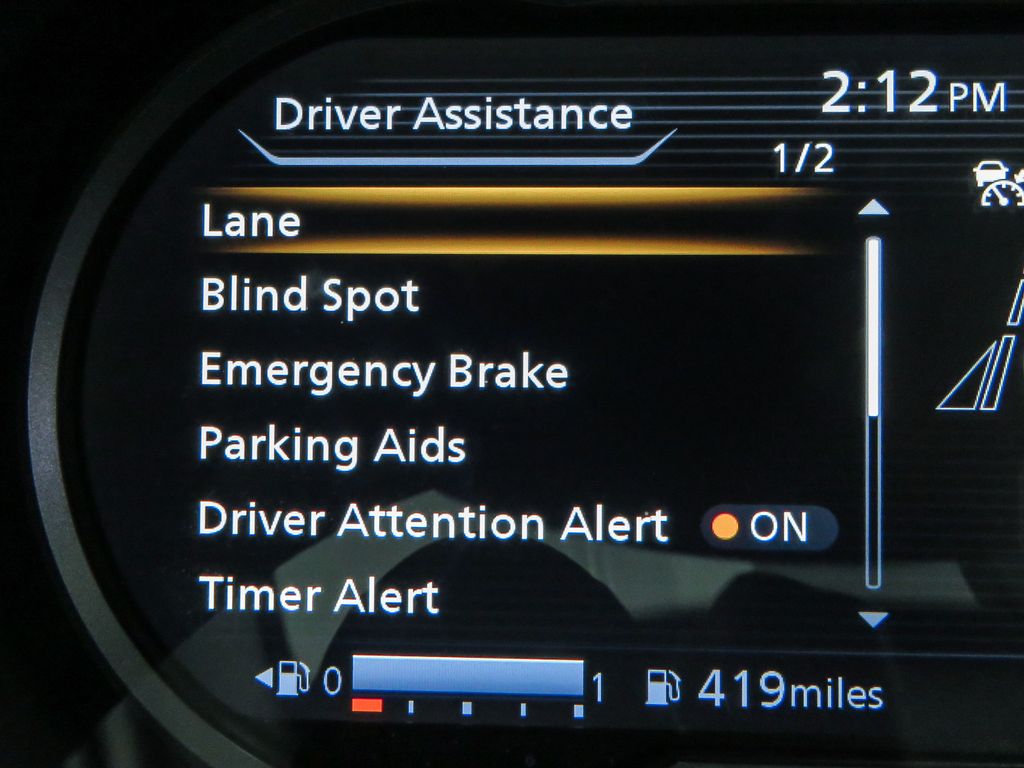 2025 Nissan Versa SR Image 26 of 29