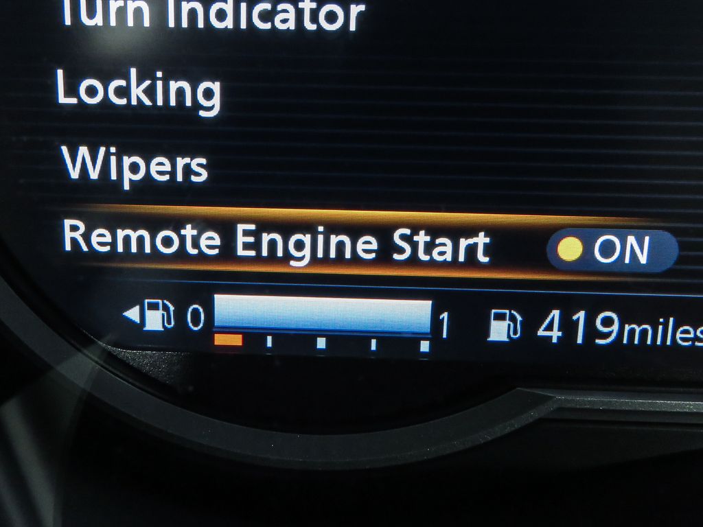 2025 Nissan Versa SR Image 17 of 29