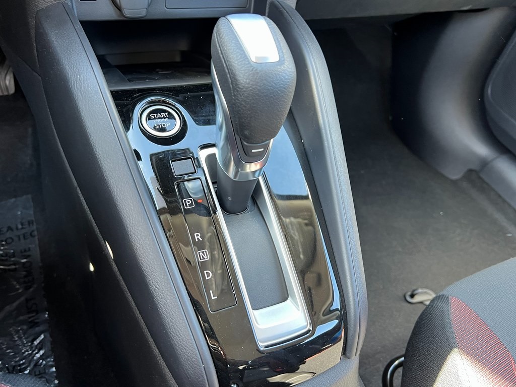 Vehicle image 18 of 22