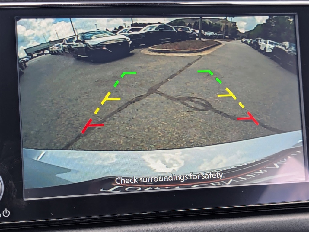 Vehicle image 16 of 20