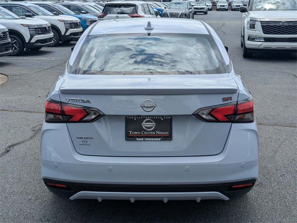 Vehicle image 7 of 23