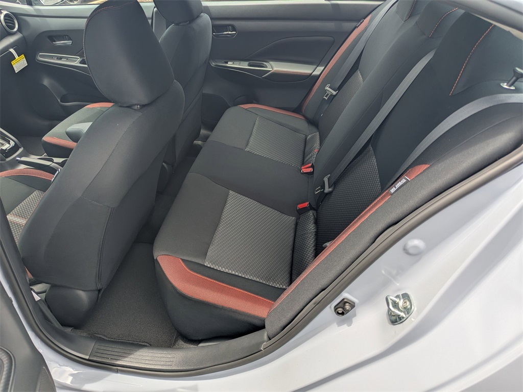 Vehicle image 12 of 23
