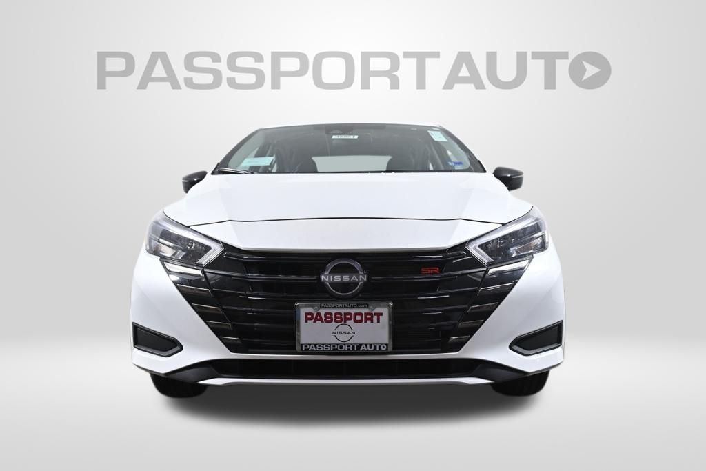 2025 Nissan Versa SR Image 2 of 24