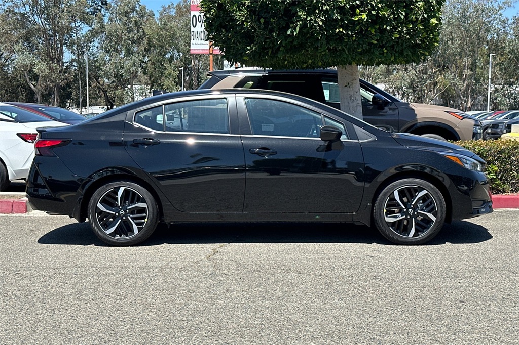 Vehicle image 4 of 23