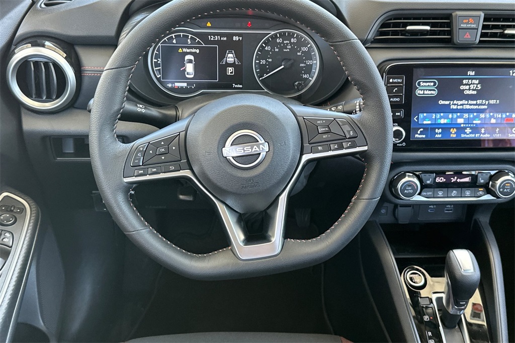 Vehicle image 19 of 23