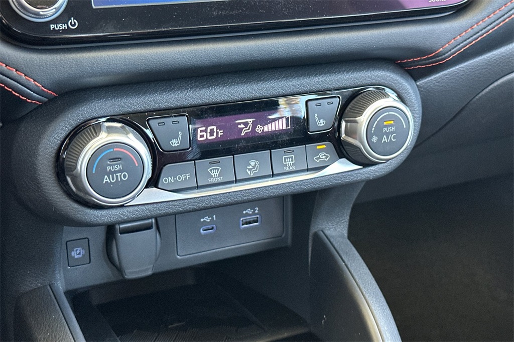Vehicle image 18 of 23