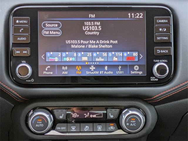 2025 Nissan Versa SR Image 16 of 27