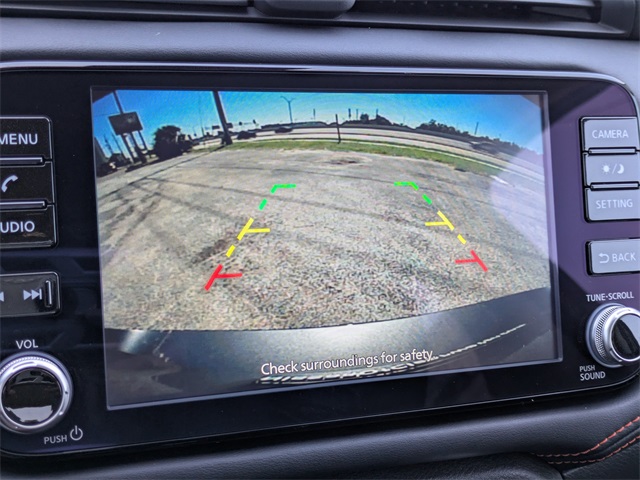 2025 Nissan Versa SR Image 15 of 27