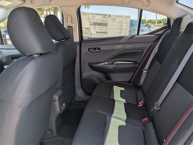 2025 Nissan Versa SR Image 10 of 27